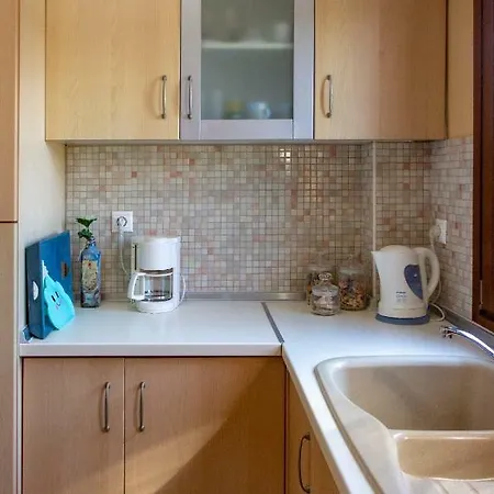 Seaview Maisonette In בית נופש לריסוס