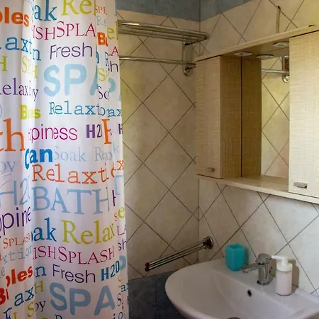 בית נופש Seaview Maisonette In