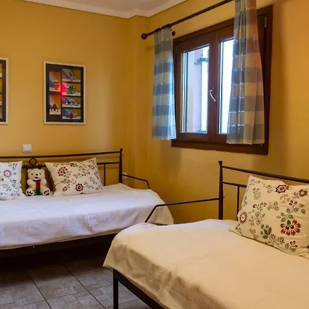 Seaview Maisonette In *